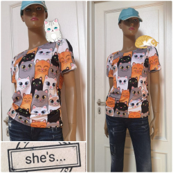 She´s - dámské tričko barevné kočky